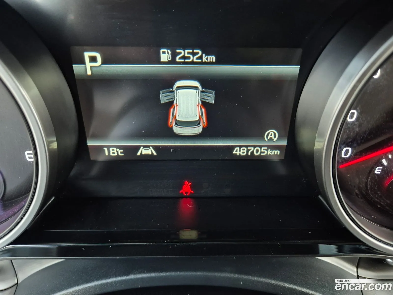 Kia Carnival 2023 — 16