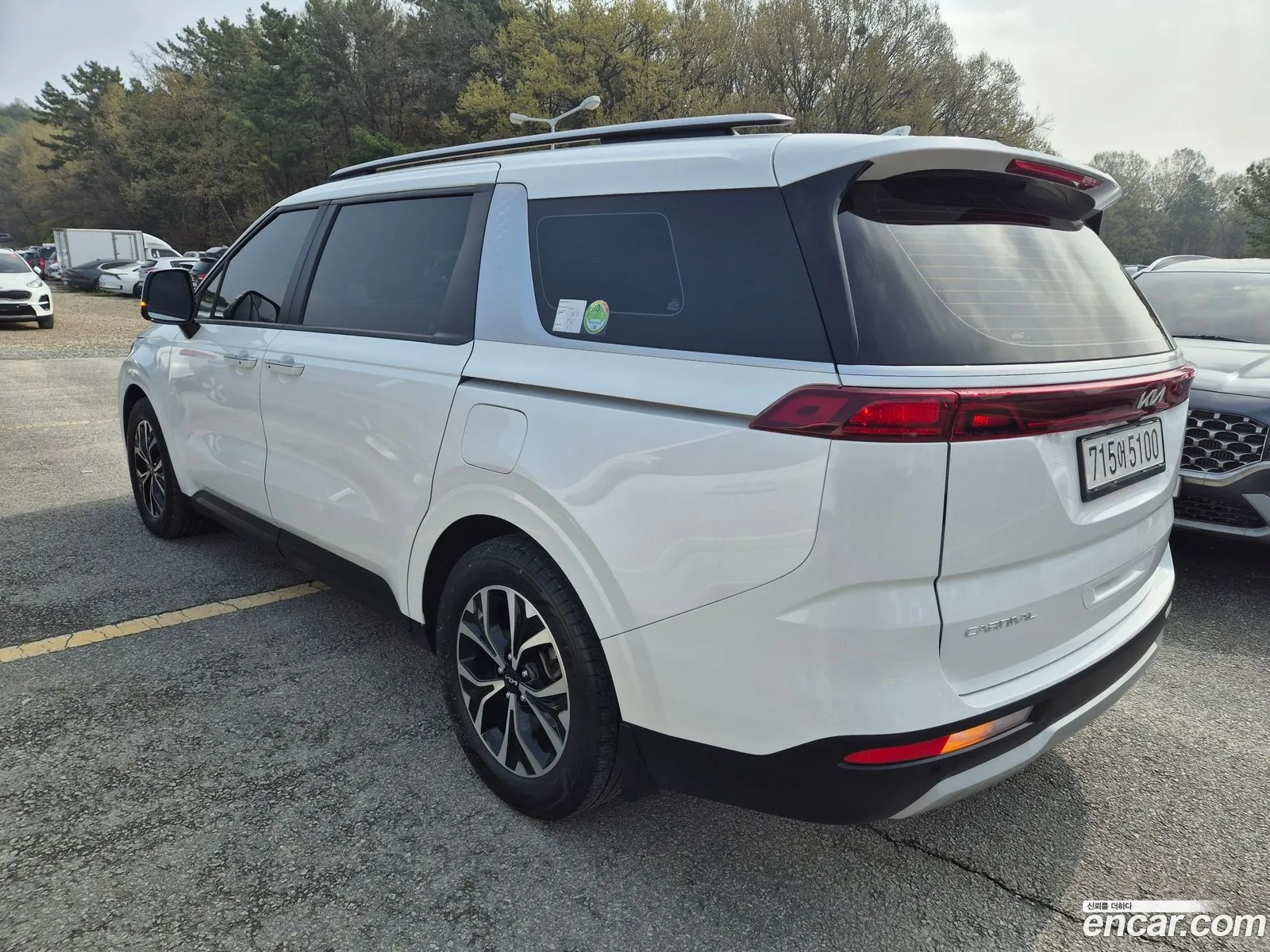 Kia Carnival 2023 — 5