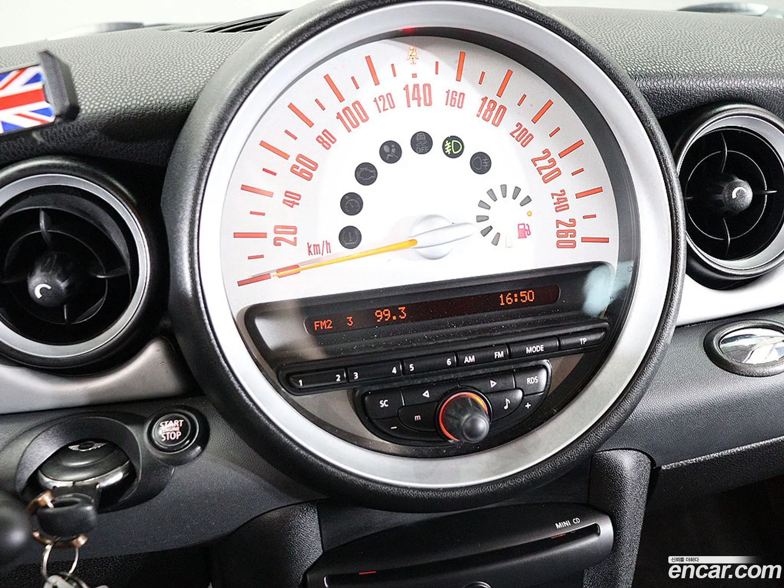 Mini Cooper 2011 — 17