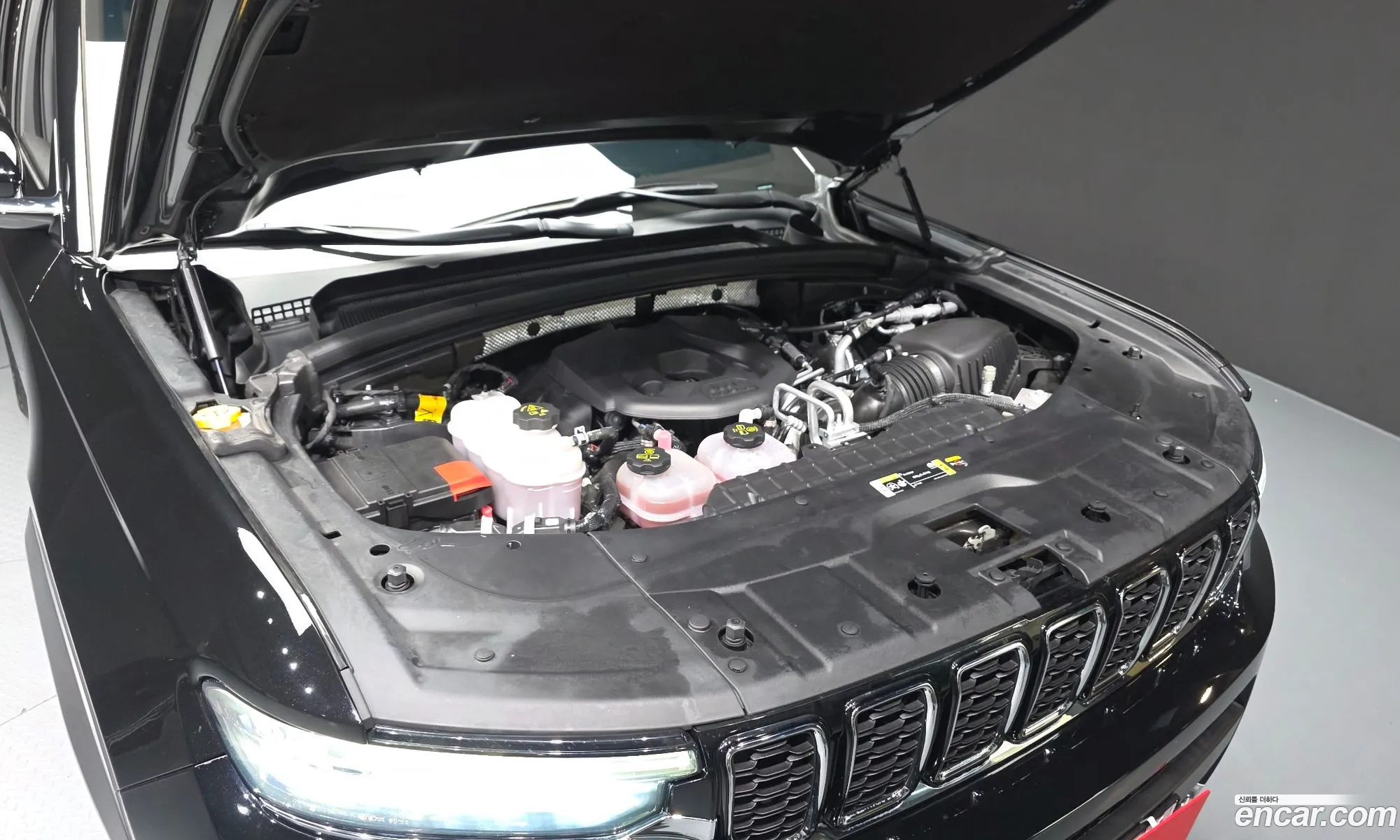 Jeep Grand Cherokee 2023 — 4