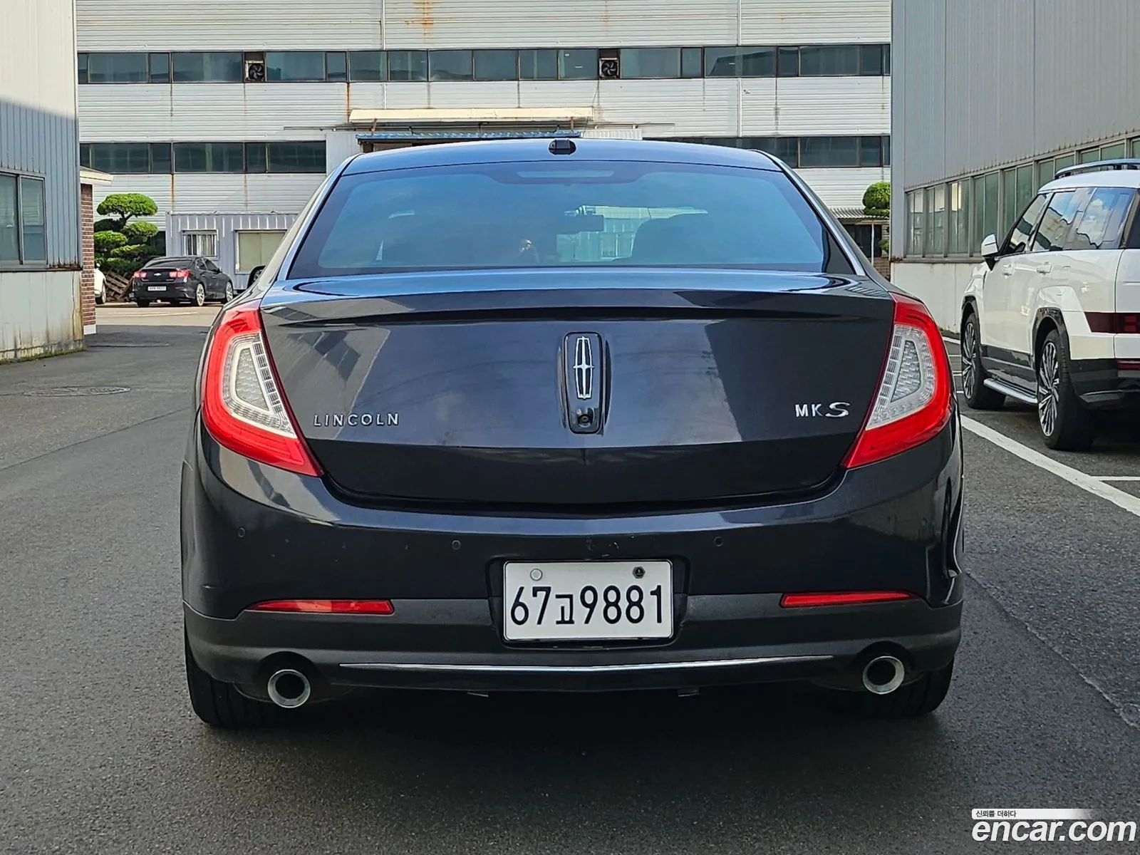 Lincoln MKS 2013 — 3