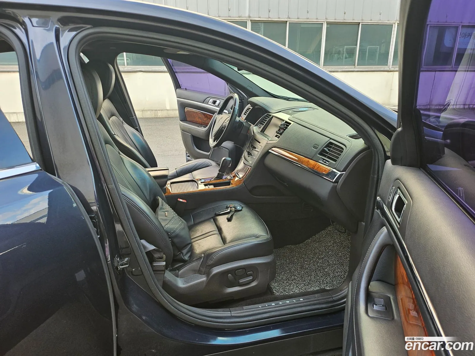 Lincoln MKS 2013 — 6