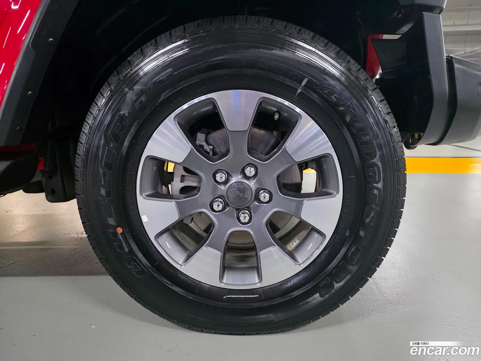 Jeep Wrangler 2023 — 16
