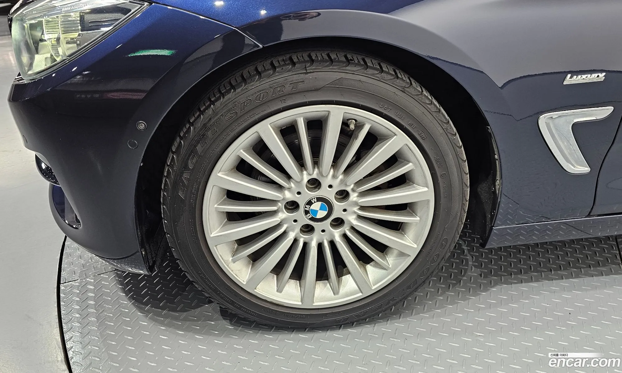 BMW 3 Series GT 2018 — 19