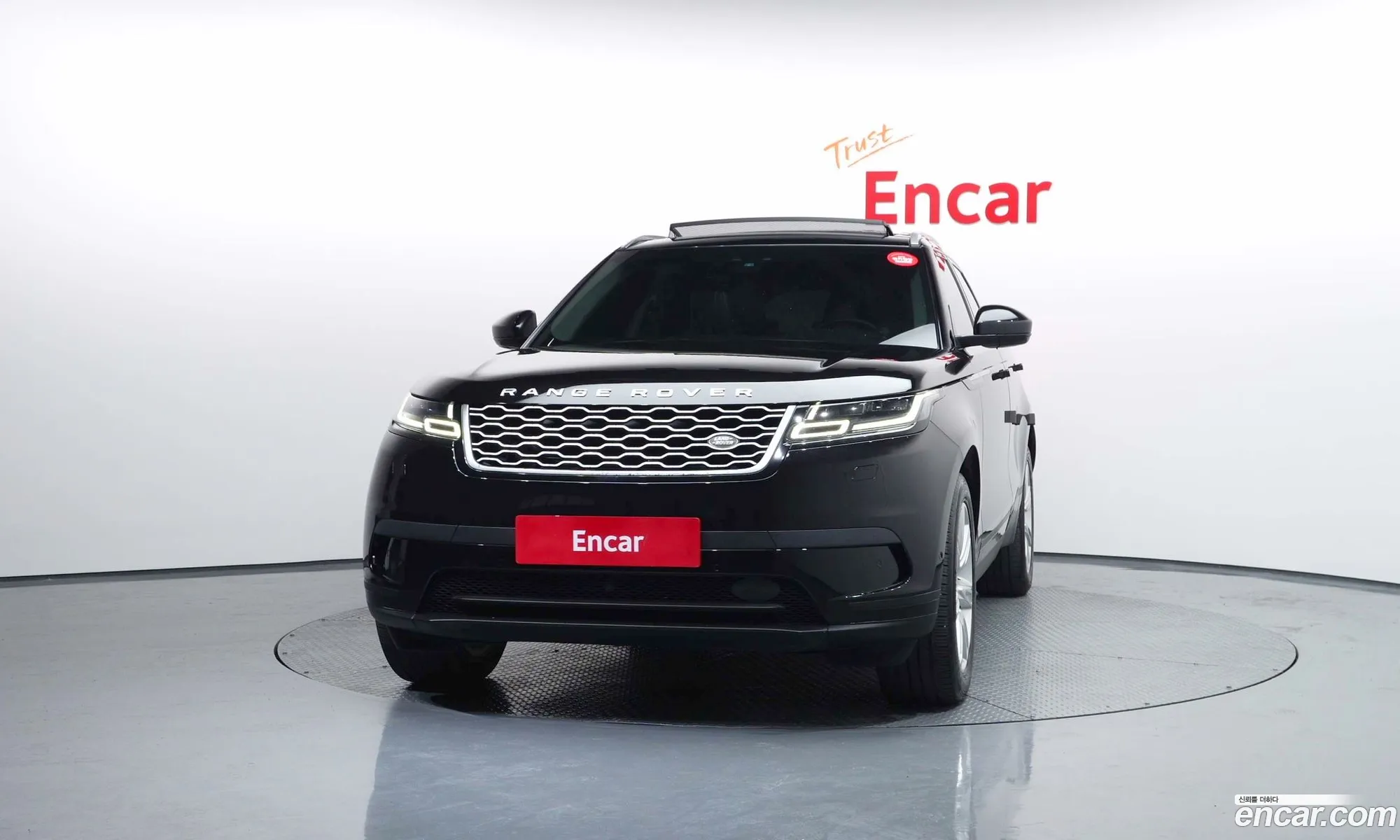 Land Rover Range Rover Velar 2019 — 15