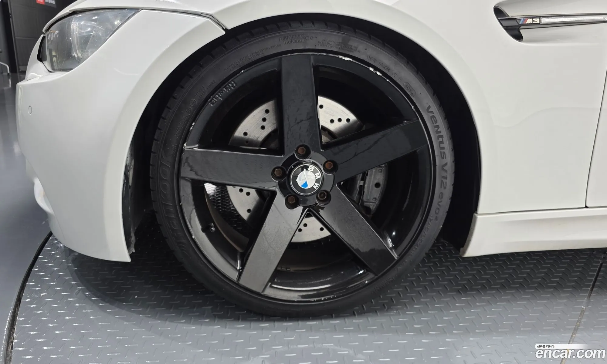BMW M3 2010 WBSWD9108AP306351 — 17