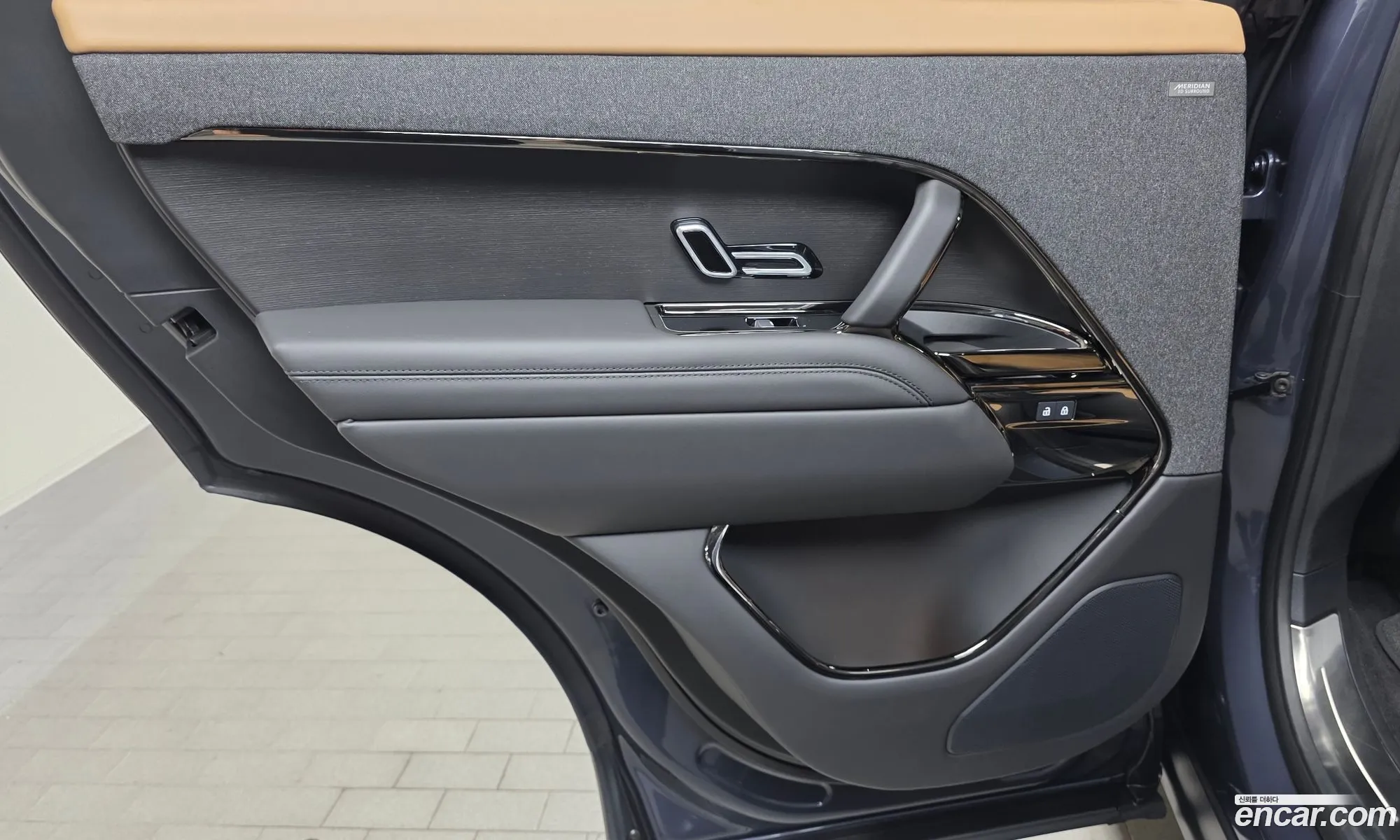 Land Rover Range Rover Sport 2025 — 26