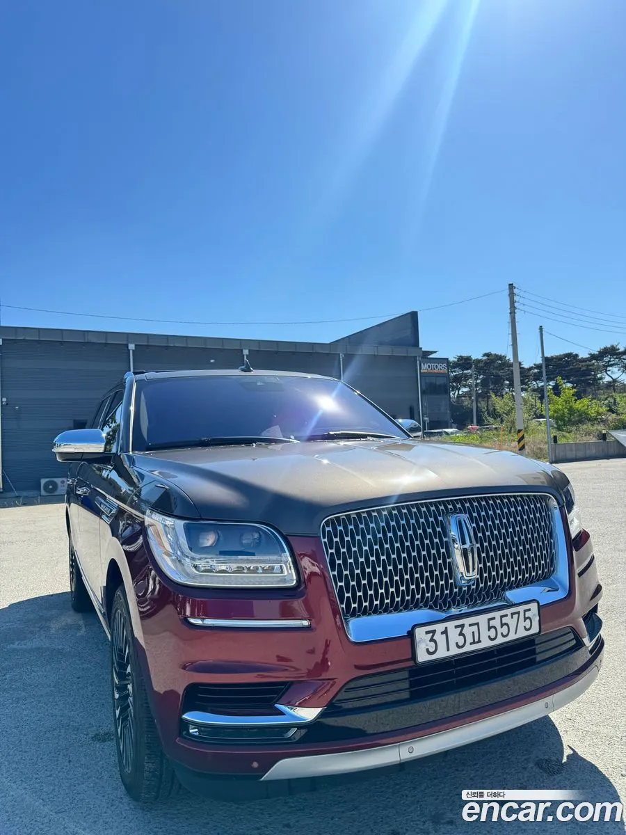 Lincoln Navigator 2019 — 18