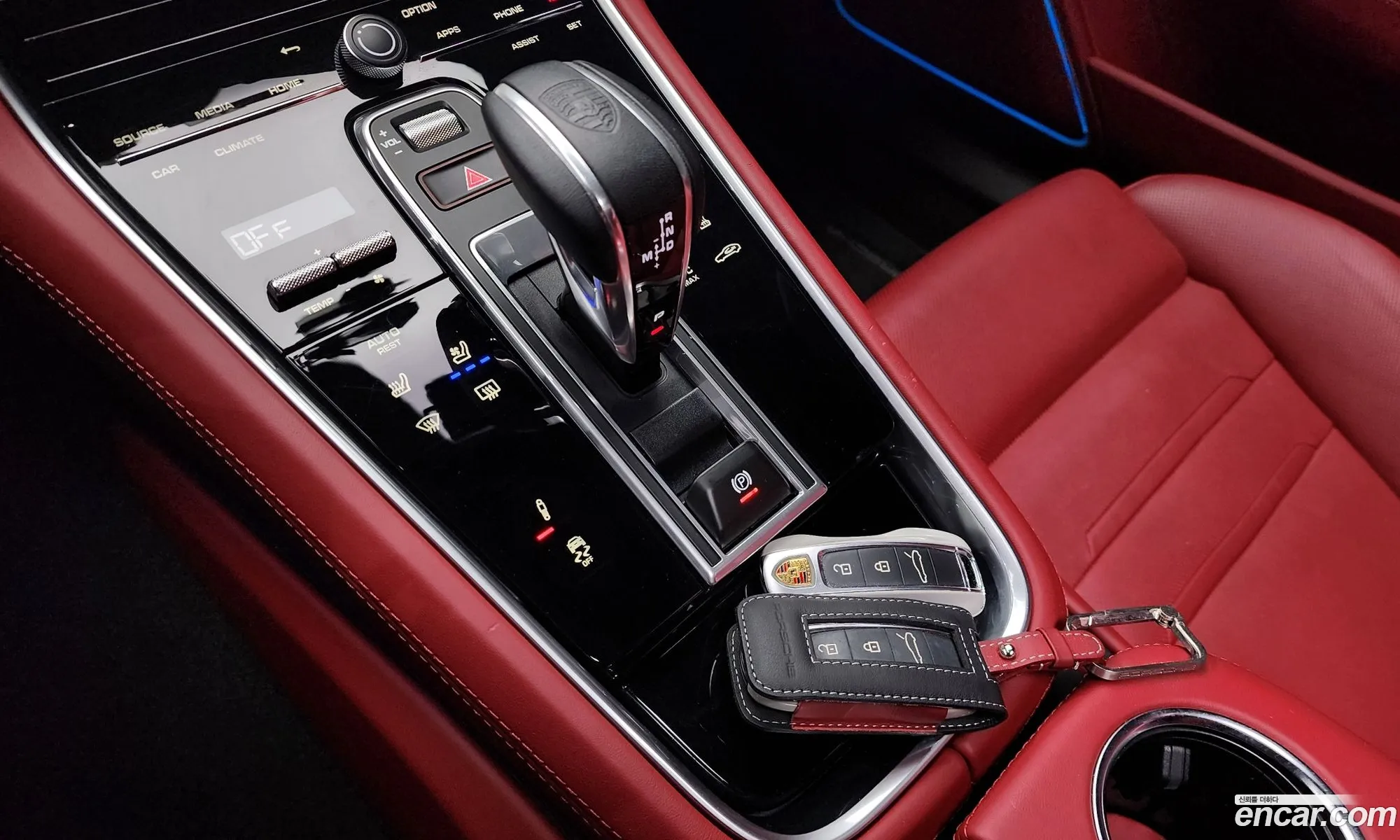 Porsche Panamera 2023 — 18
