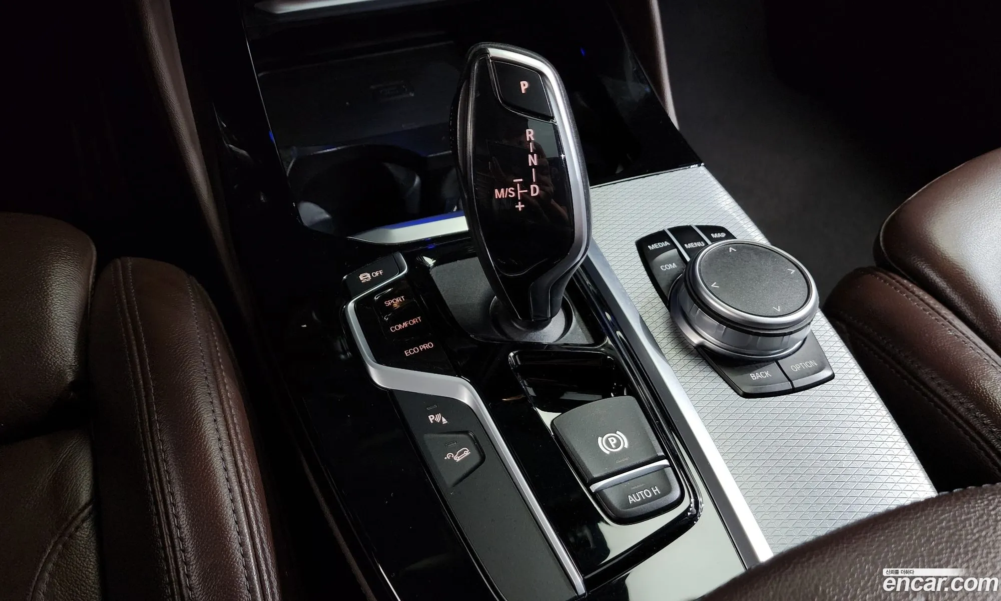 BMW X4 2020 WBAVJ9105L9C80102 — 4