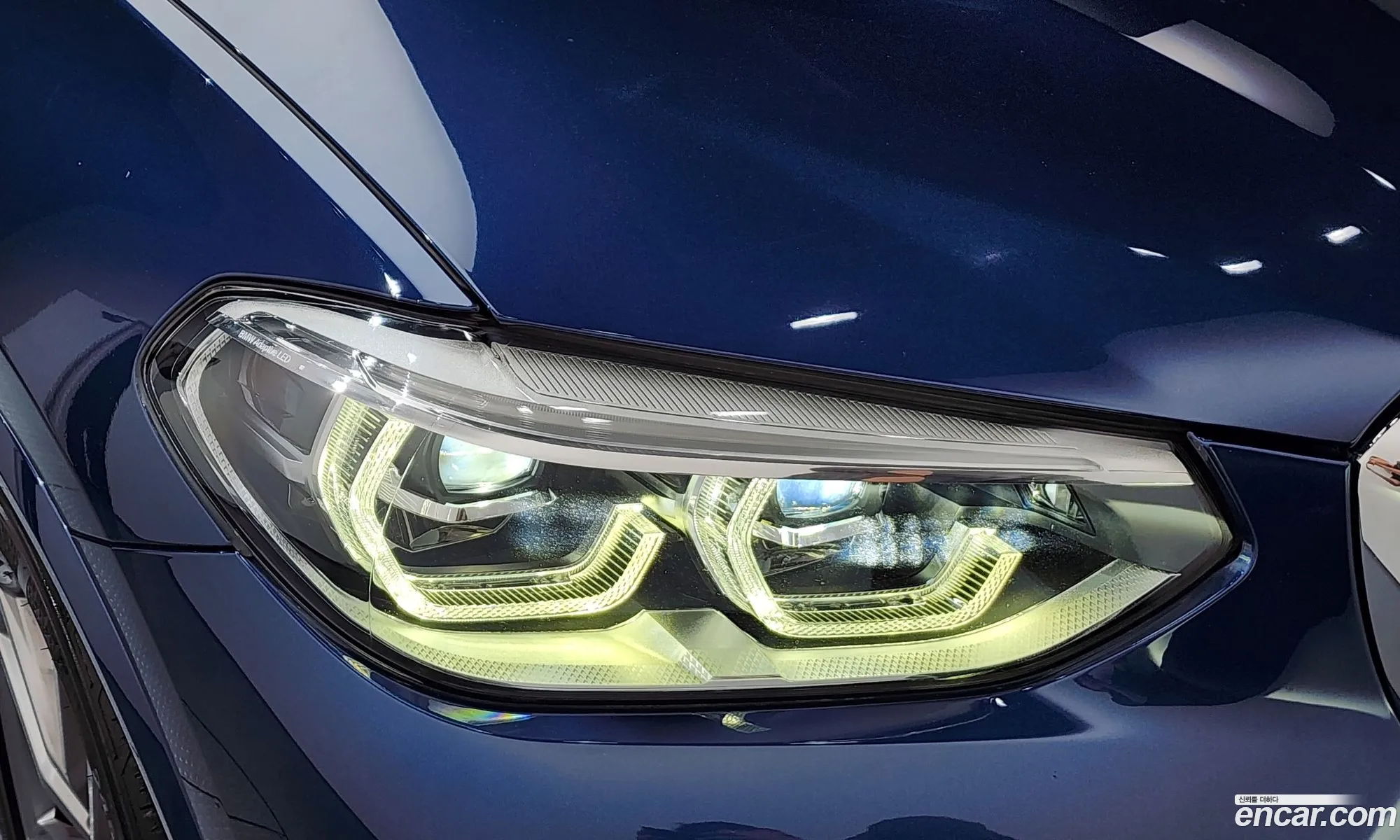 BMW X4 2020 WBAVJ9105L9C80102 — 32