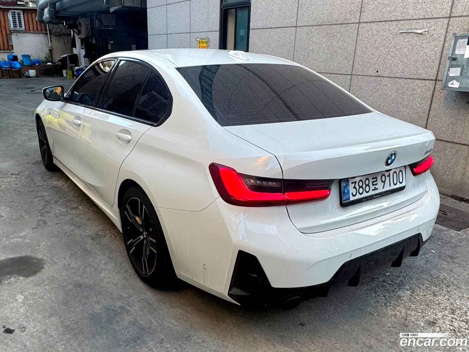 BMW 3 Series 2024 — 10