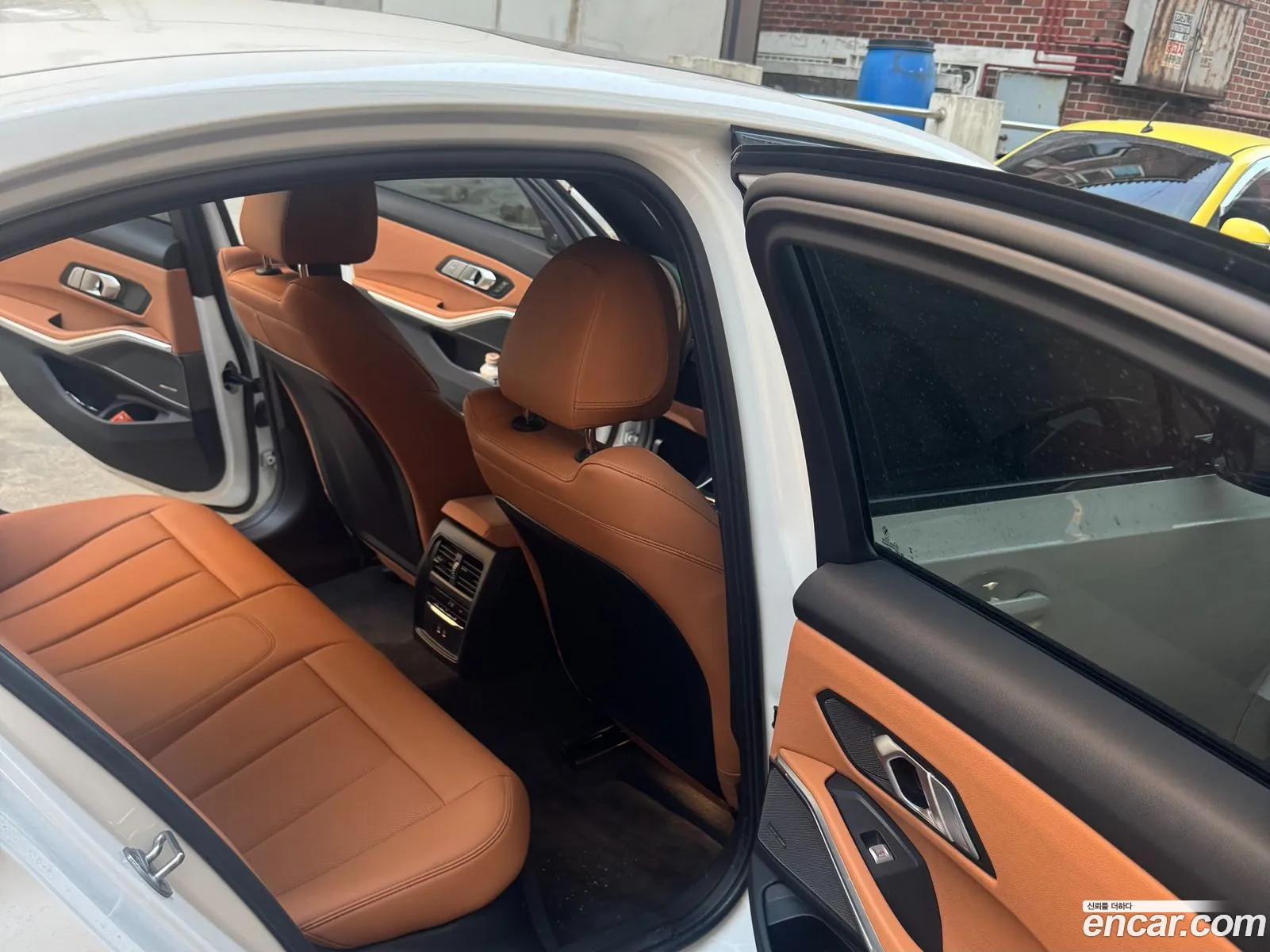 BMW 3 Series 2024 — 8