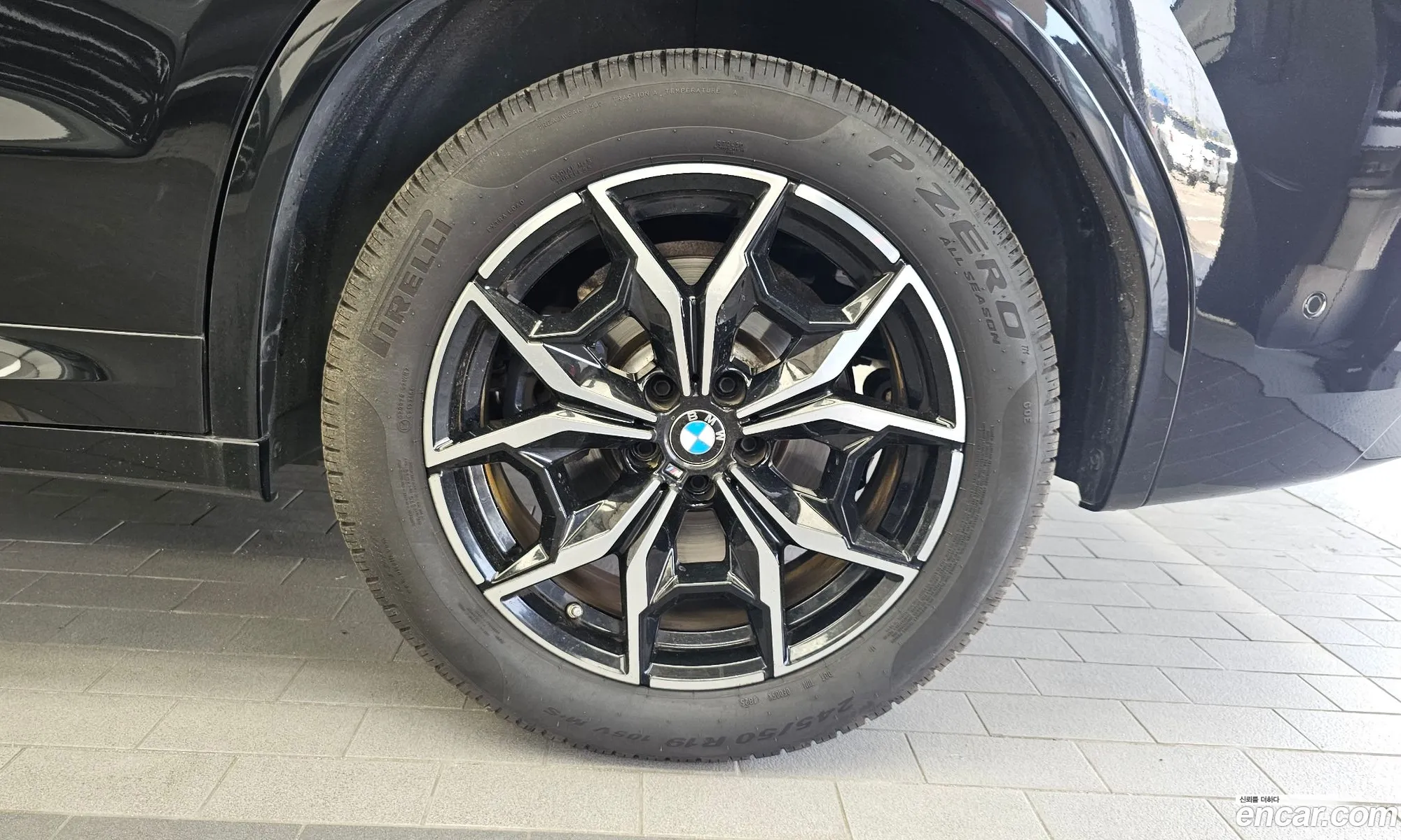 BMW X3 2023 WBA31DP02P9P37646 — 6