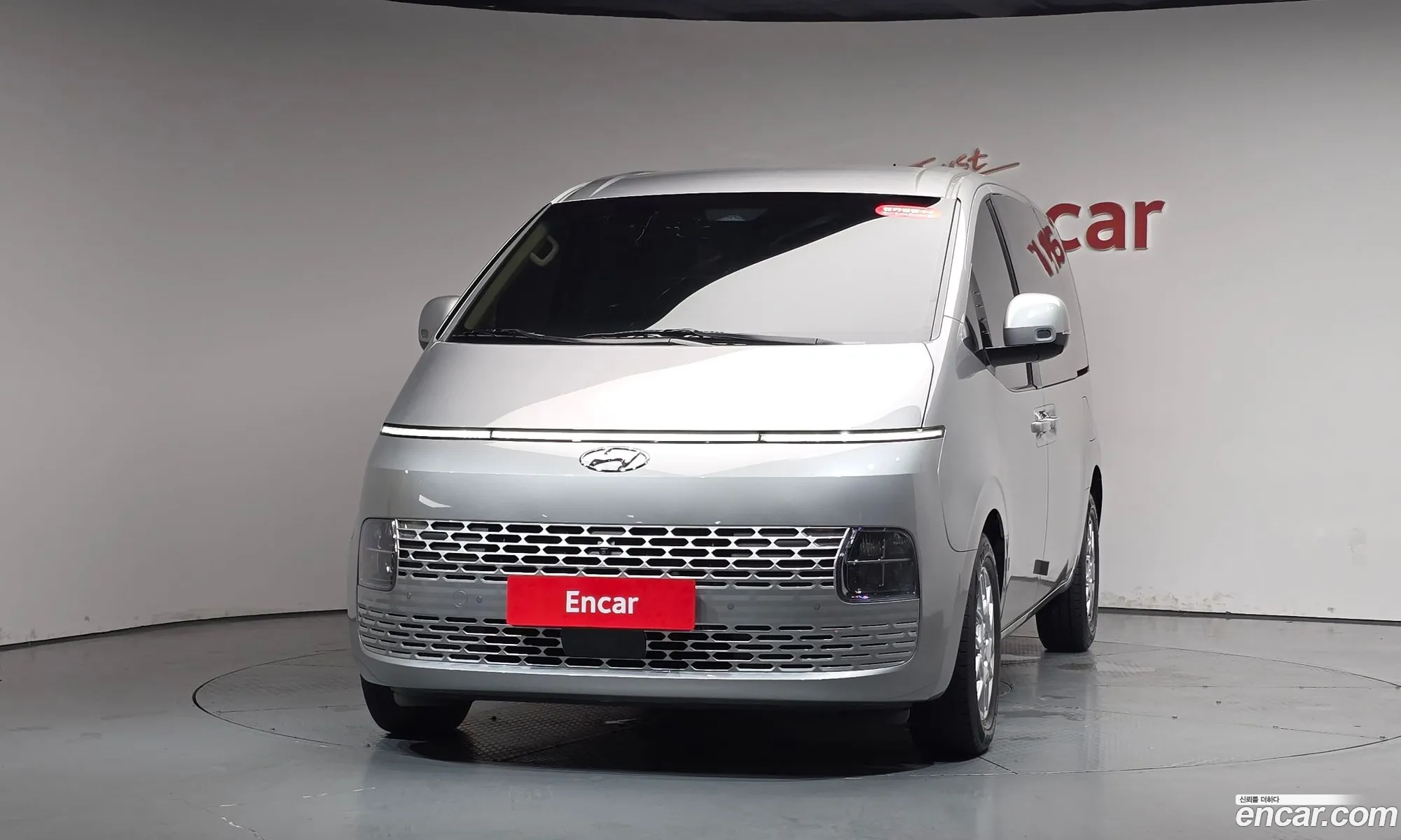 Hyundai Staria 2021 — 2