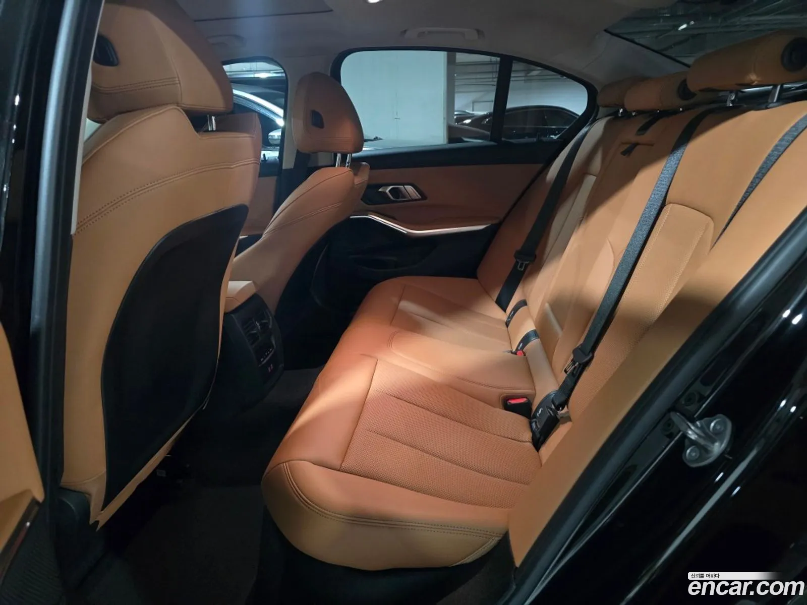 BMW 3 Series 2025 — 18