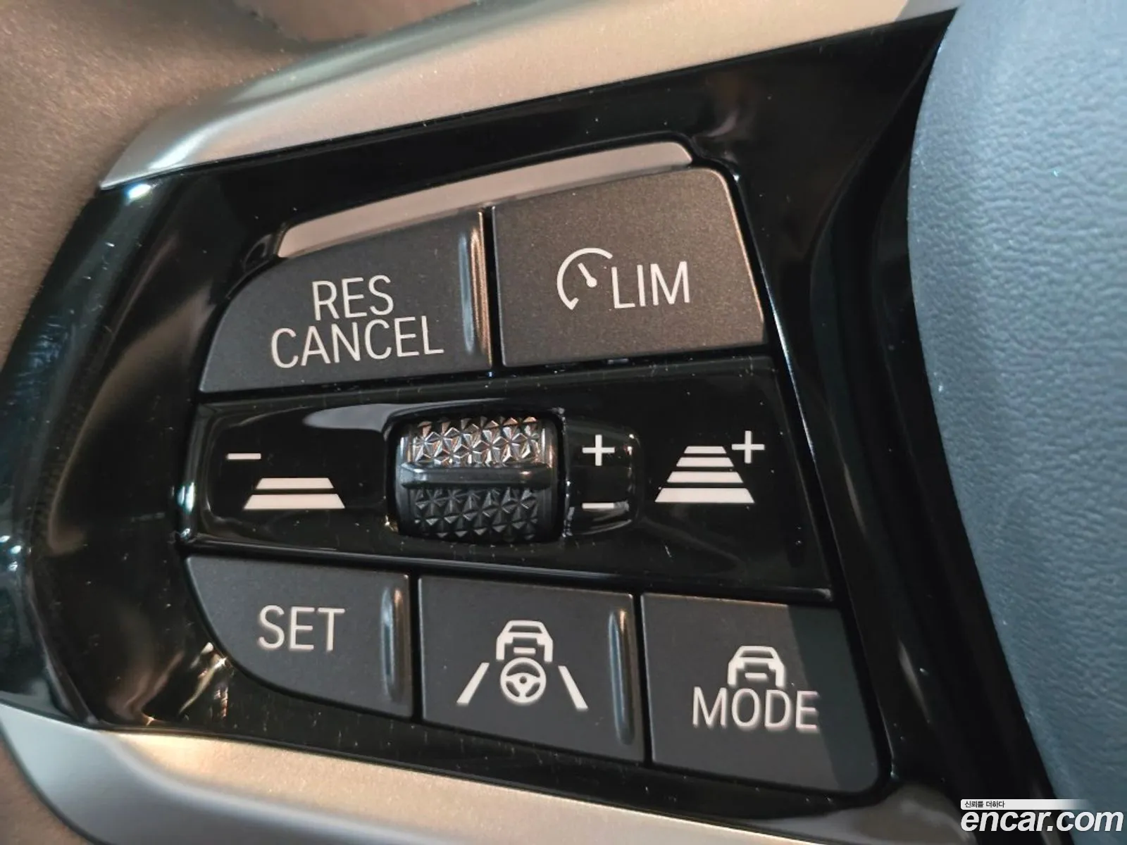 BMW 3 Series 2025 — 6
