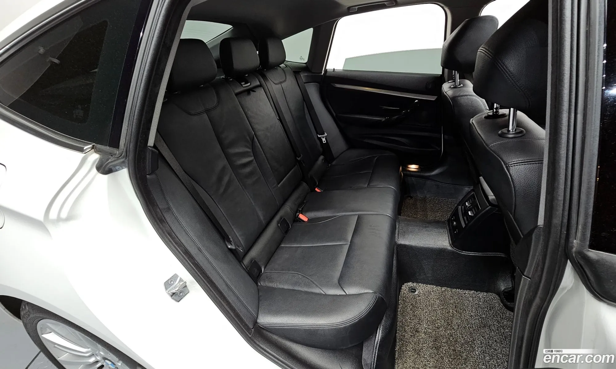 BMW 3 Series GT 2020 — 28