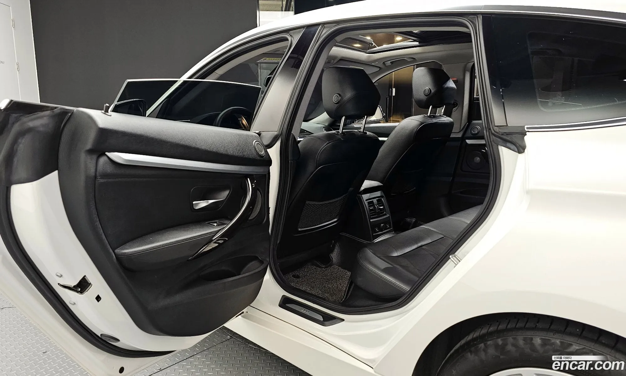 BMW 3 Series GT 2020 — 32