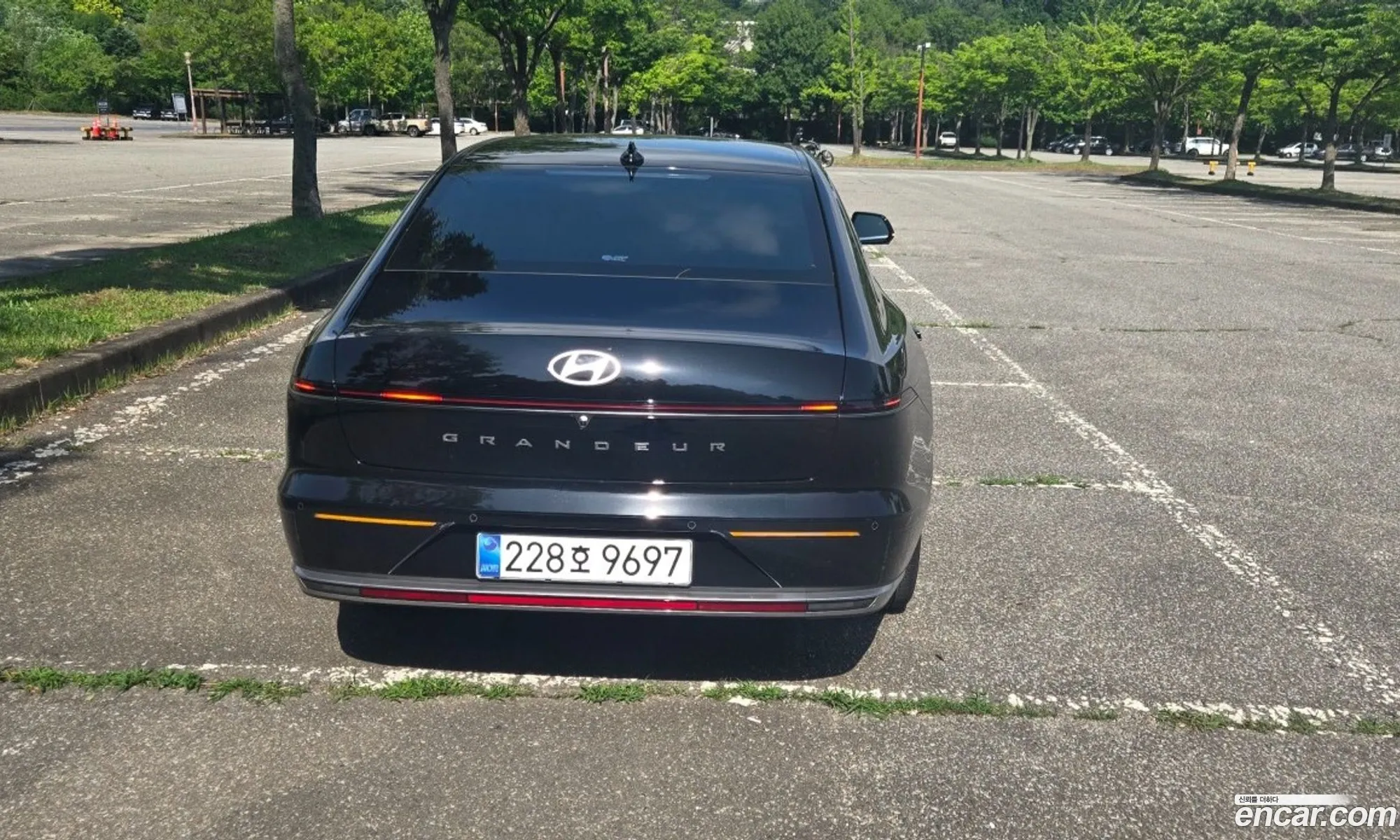 Hyundai Grandeur Hybrid 2026 — 2
