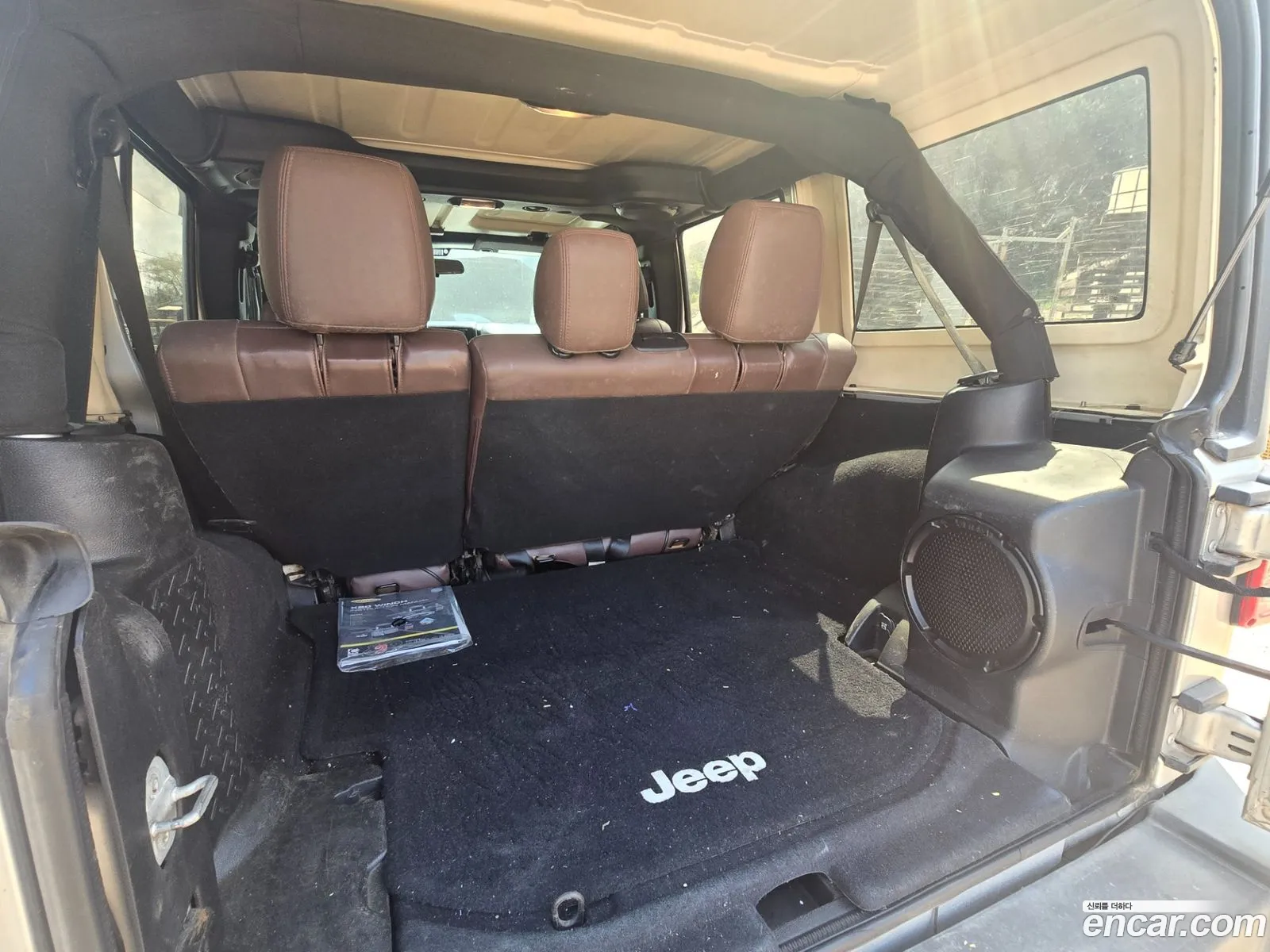 Jeep Wrangler 2011 — 11