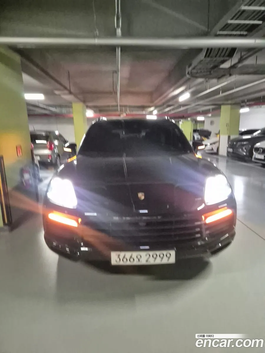Porsche Cayenne 2019 — 16
