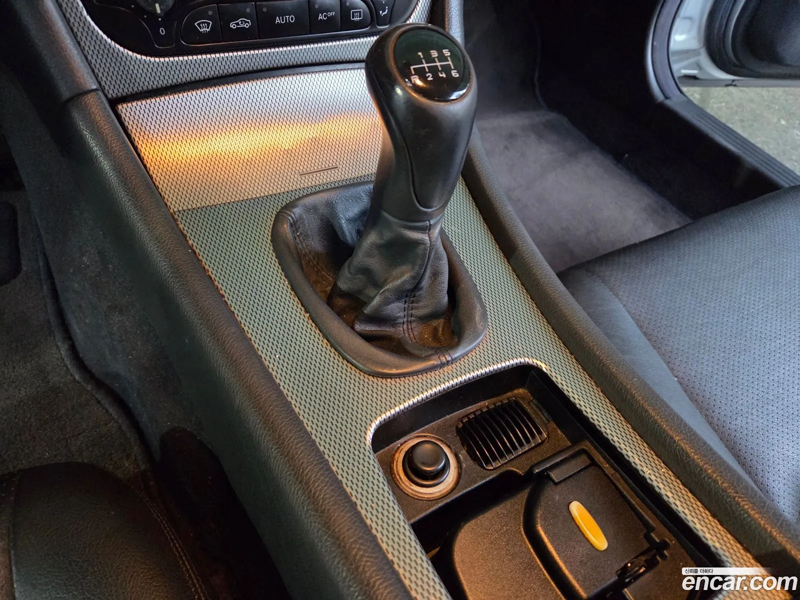 Mercedes-Benz C-Class 2003 — 18
