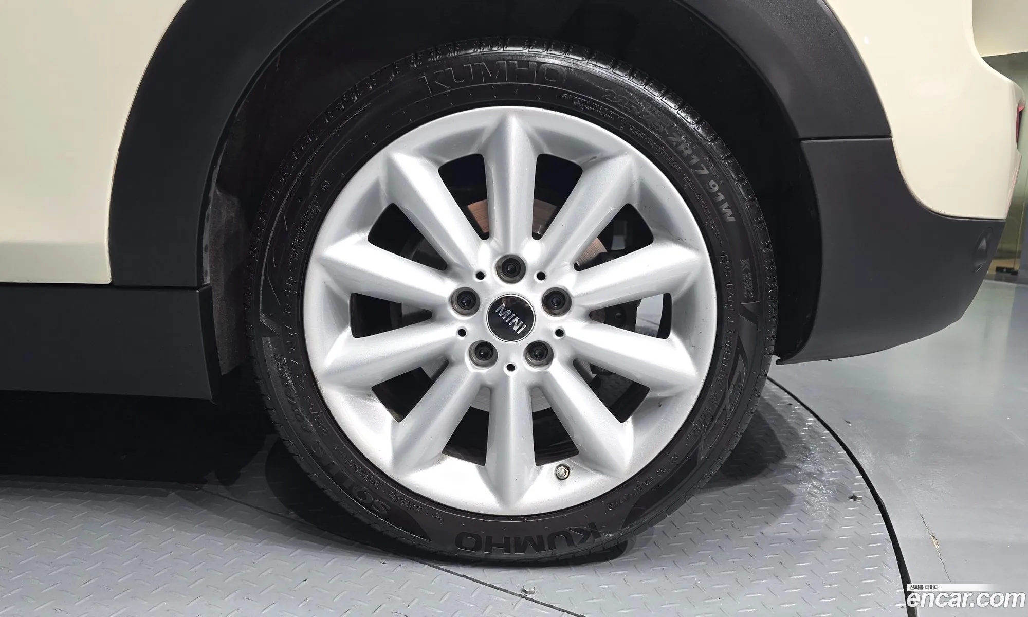Mini Cooper Clubman 2019 — 26