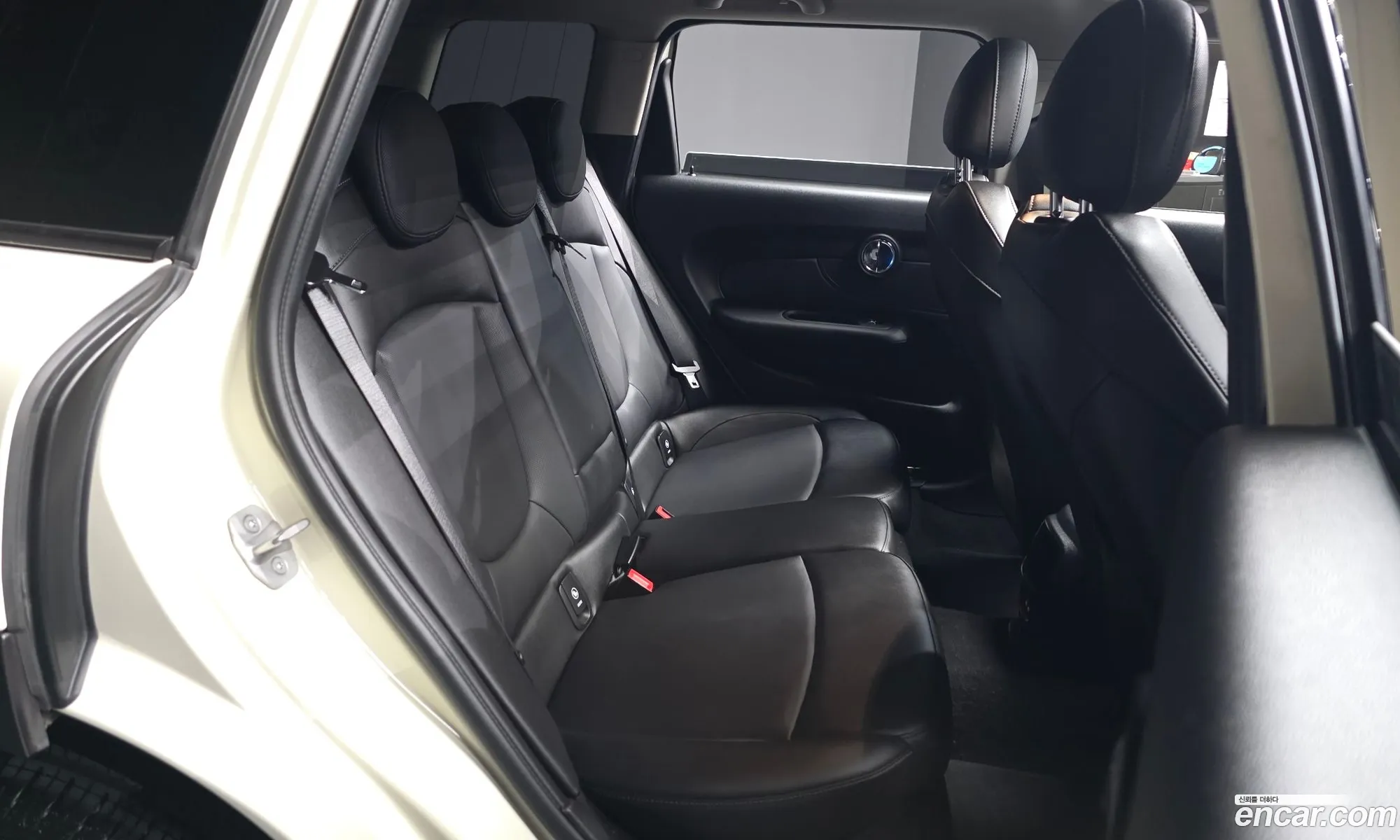 Mini Cooper Clubman 2019 — 30