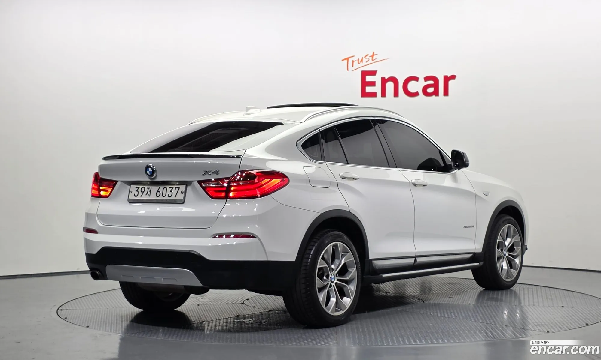 BMW X4 2017 WBAXX1103H0T40671 — 18