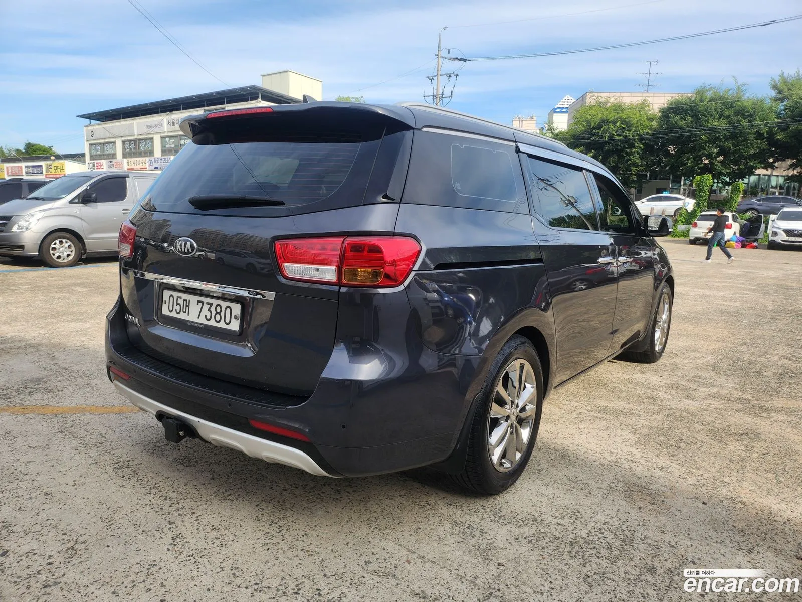 Kia Carnival 2017 — 3