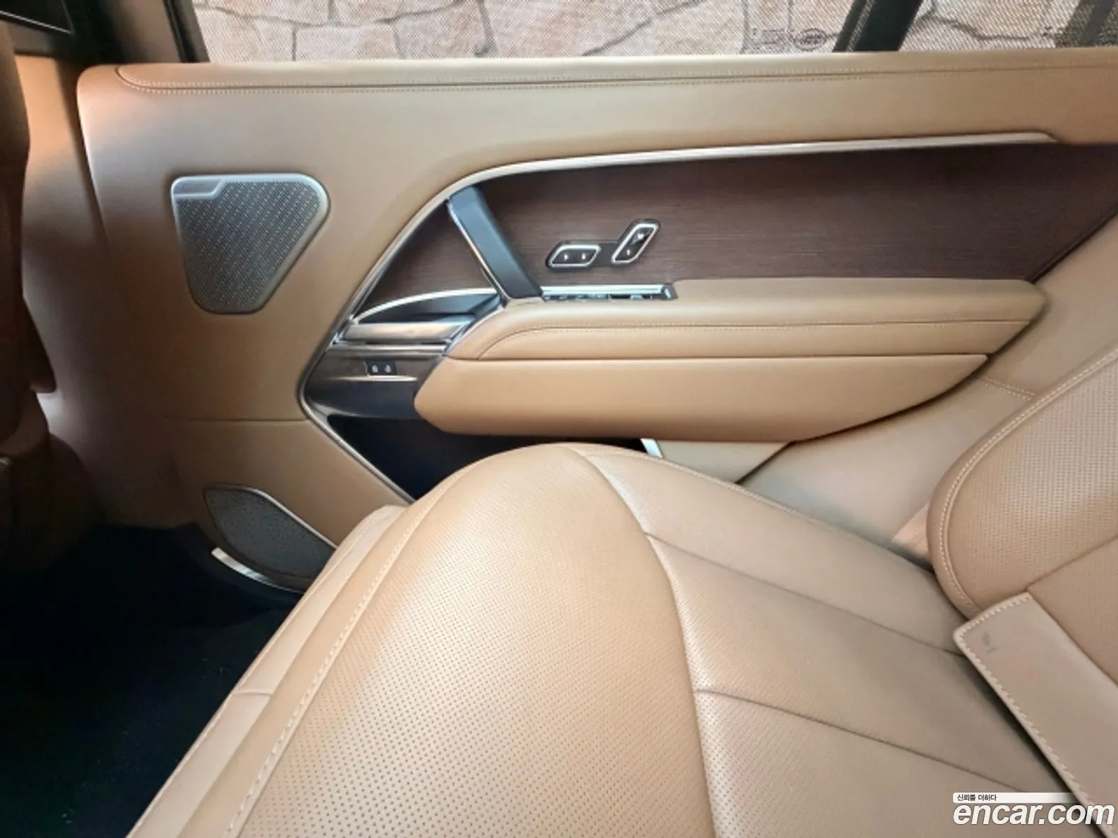 Land Rover Range Rover 2023 — 2