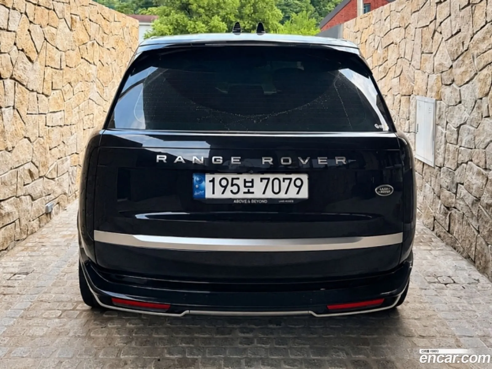Land Rover Range Rover 2023 — 10