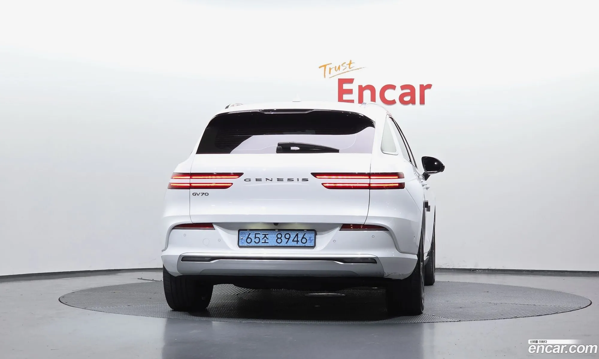 Genesis Electrified GV70 2022 — 3