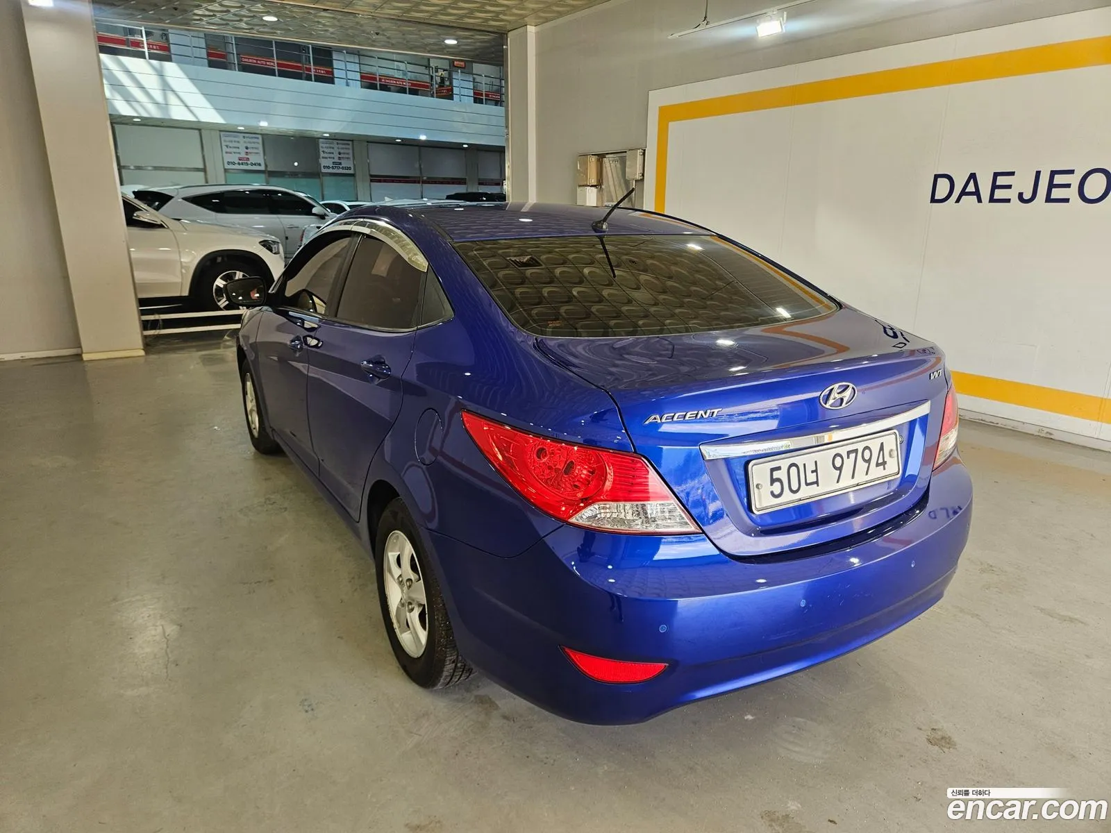 Hyundai Accent 2011 — 2