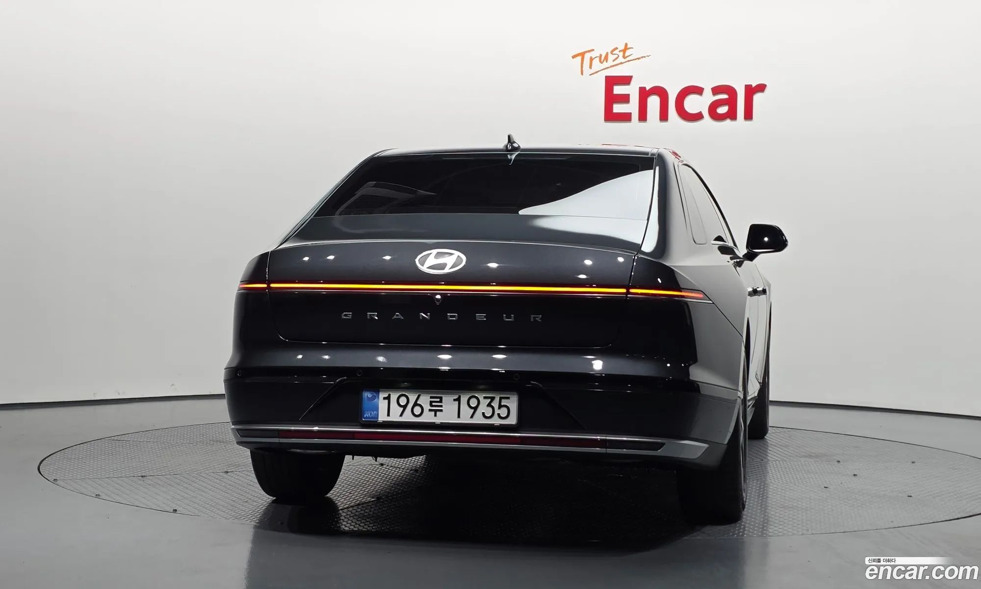 Hyundai Grandeur 2023 — 3