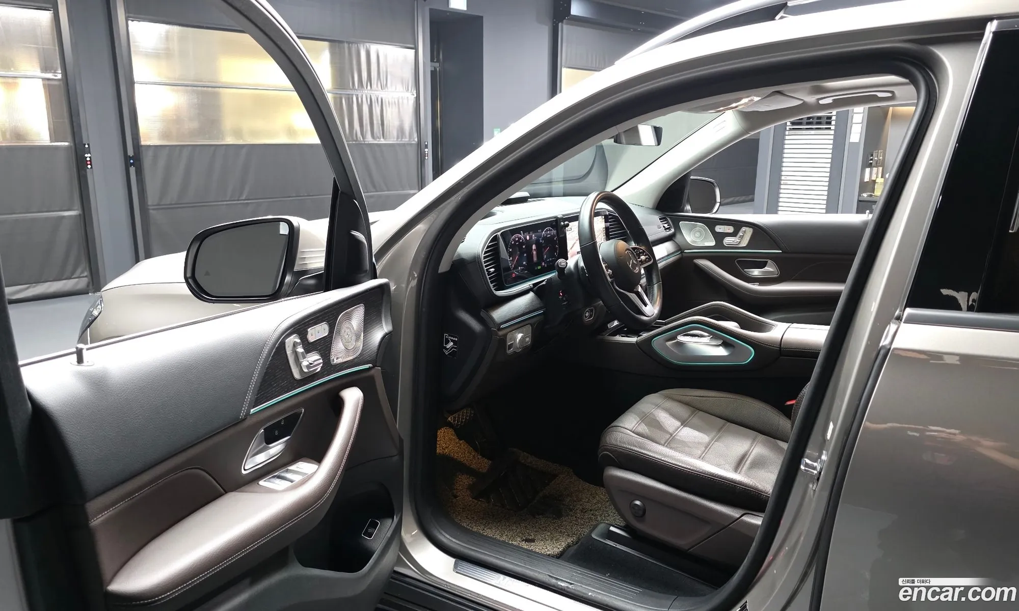 Mercedes-Benz GLE-Class W167 2023 — 10