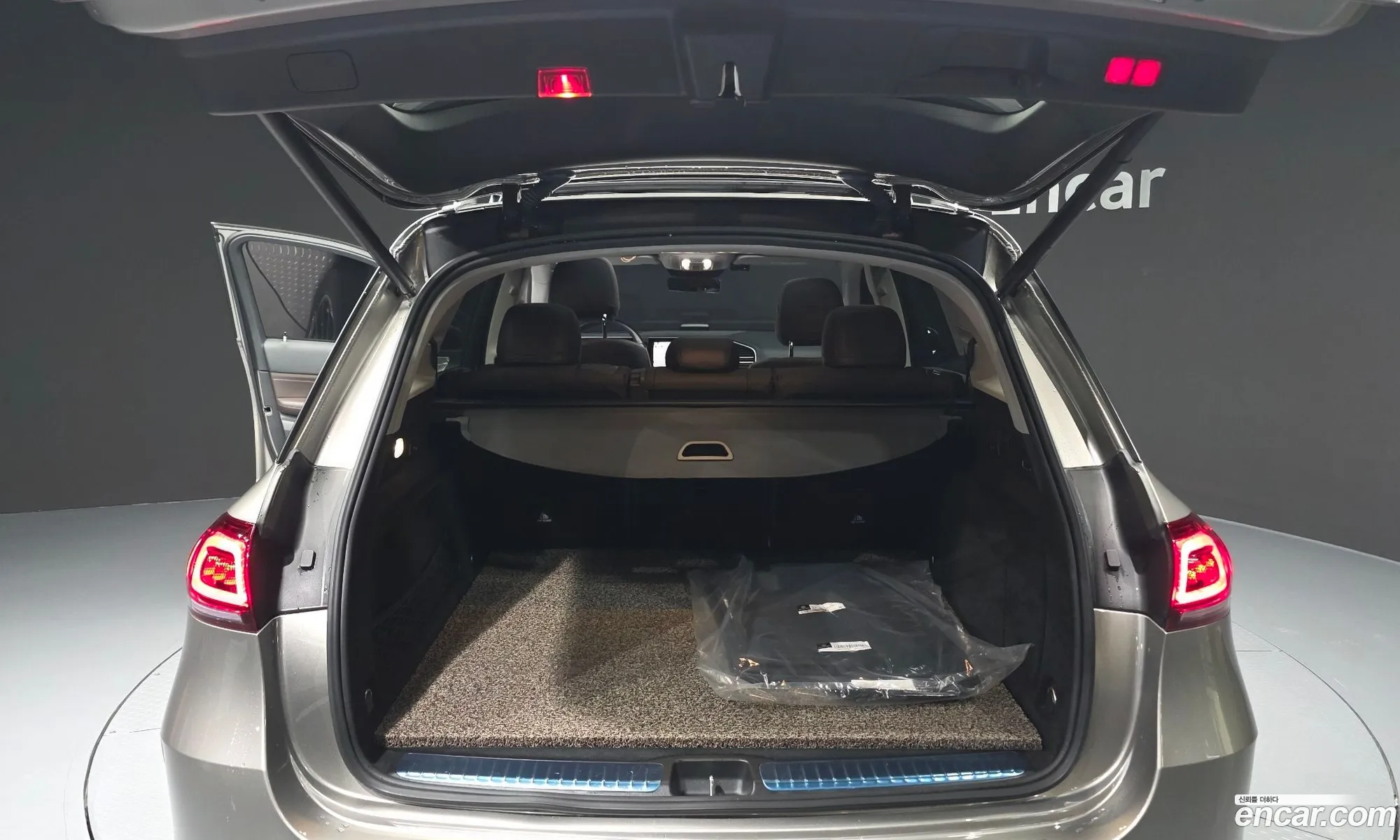 Mercedes-Benz GLE-Class W167 2023 — 16