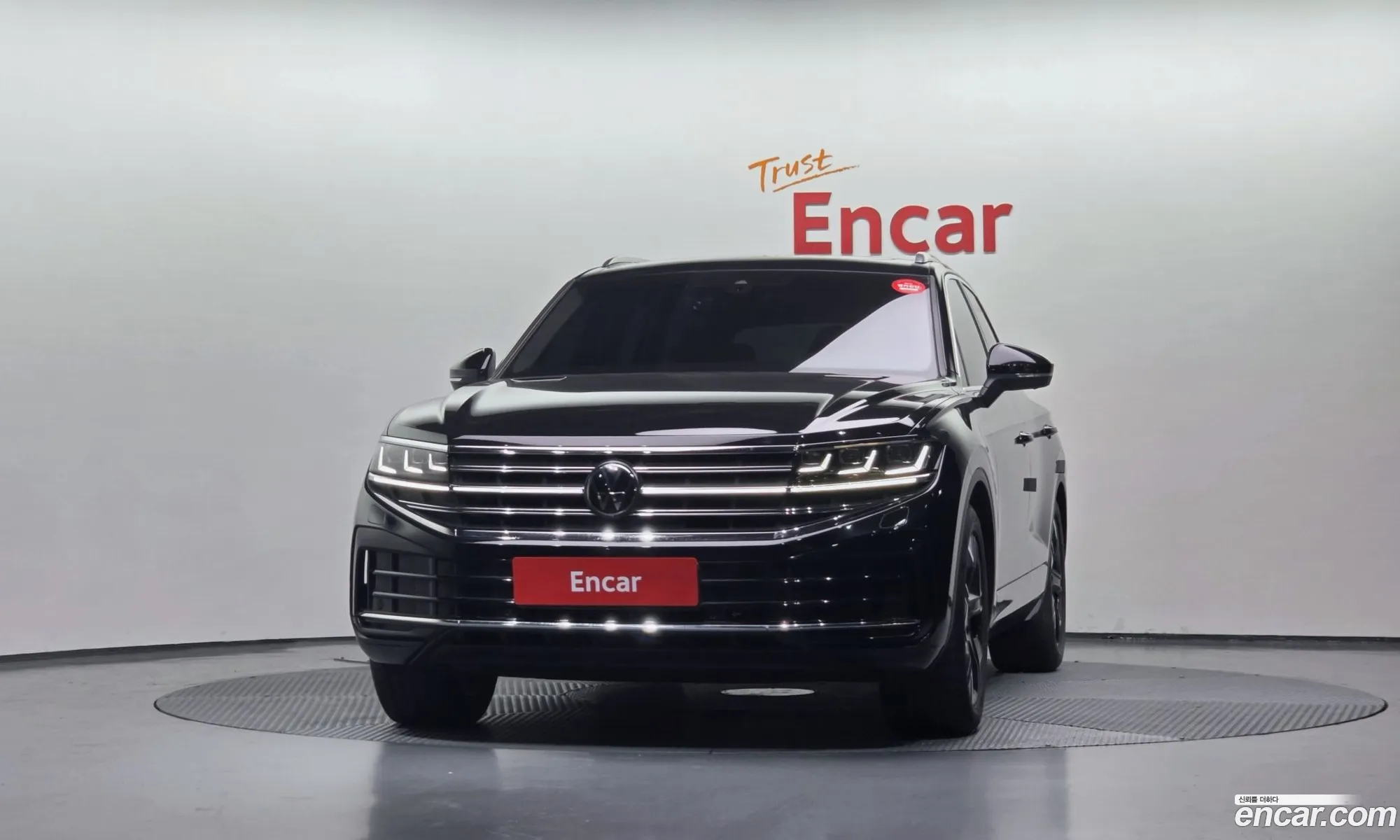 Volkswagen Touareg 2024 — 27