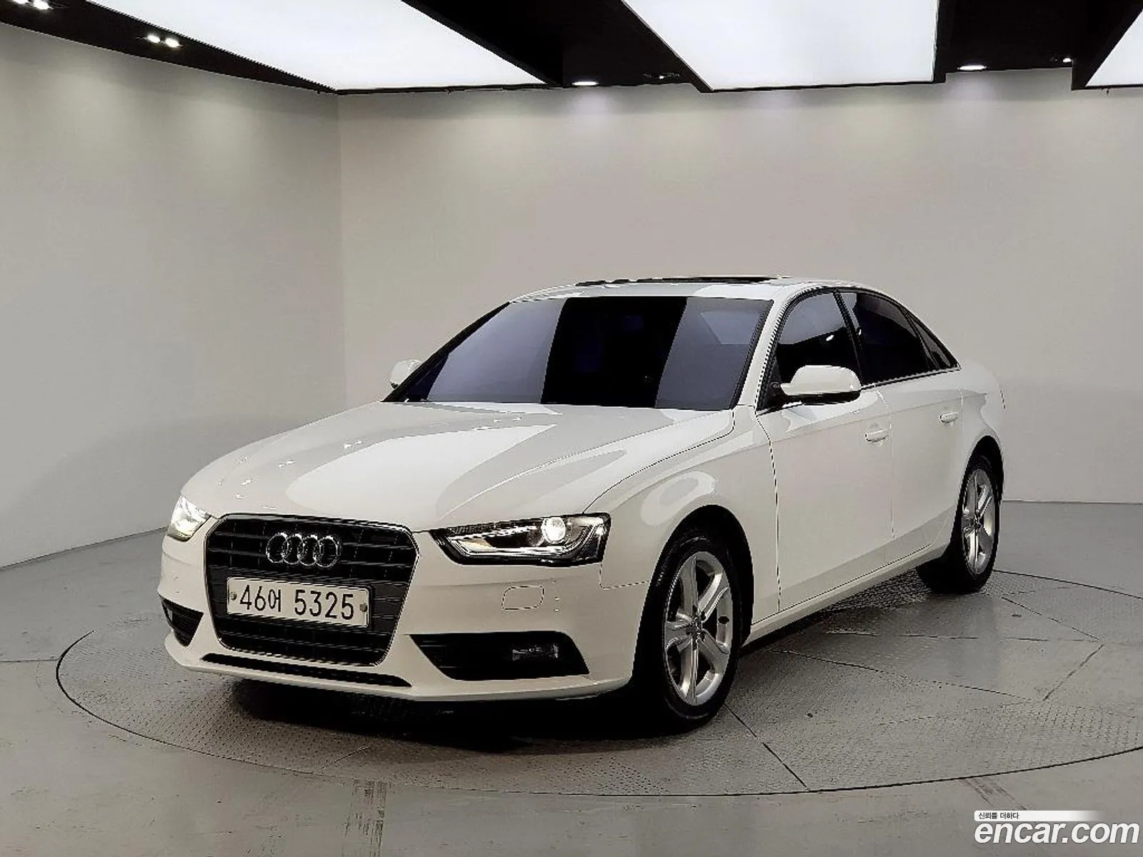 Audi A4 2015 — 16