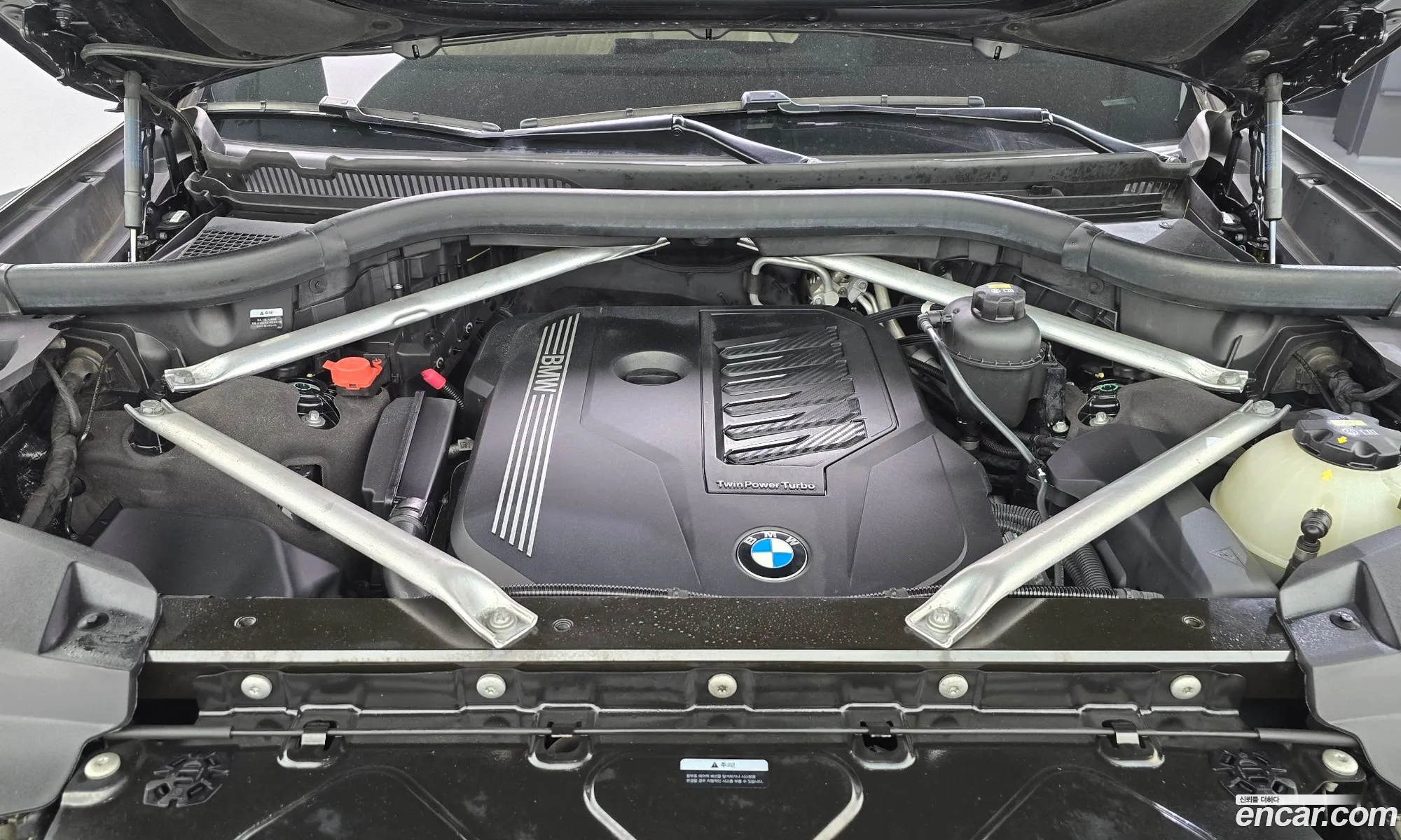 BMW X7 2021 — 14