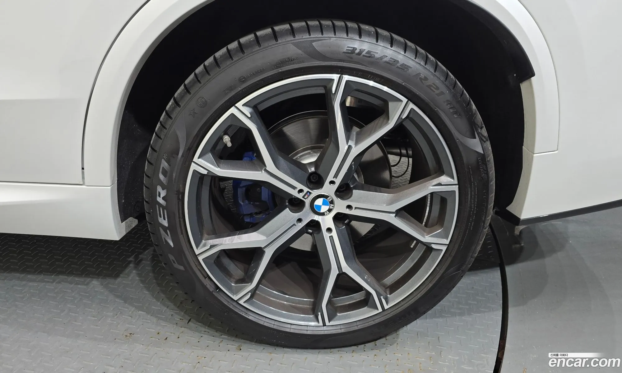 BMW X5 2025 11111111111111111 — 20