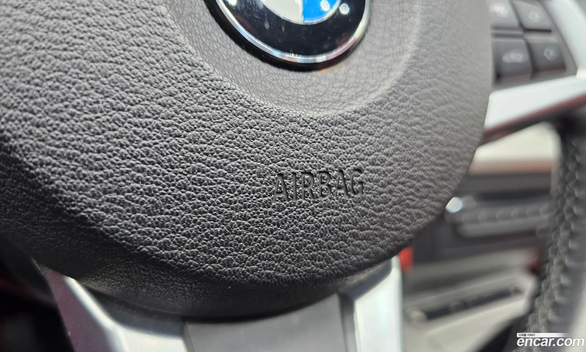 BMW Z4 2011 WBALM5103BE388096 — 19