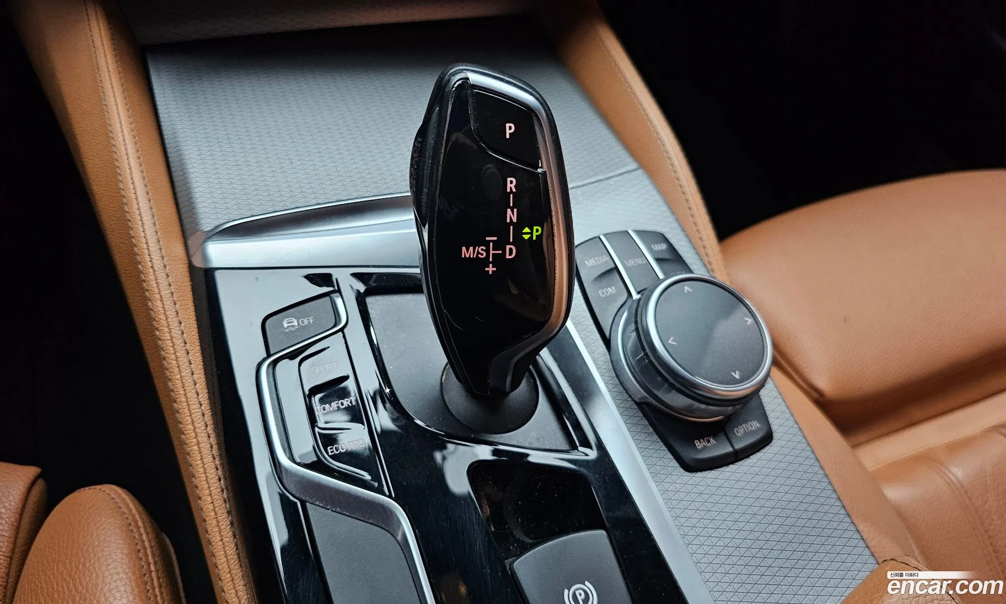 BMW 5 Series 2017 — 17