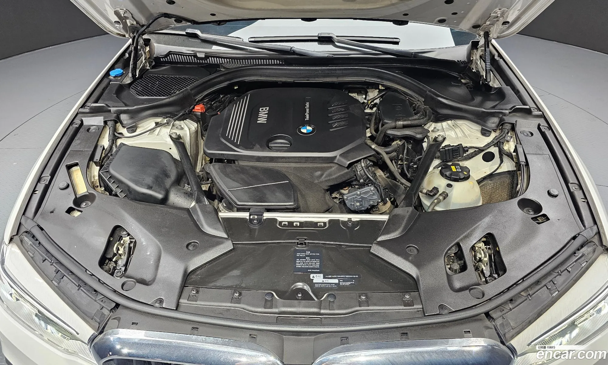 BMW 5 Series 2017 — 14
