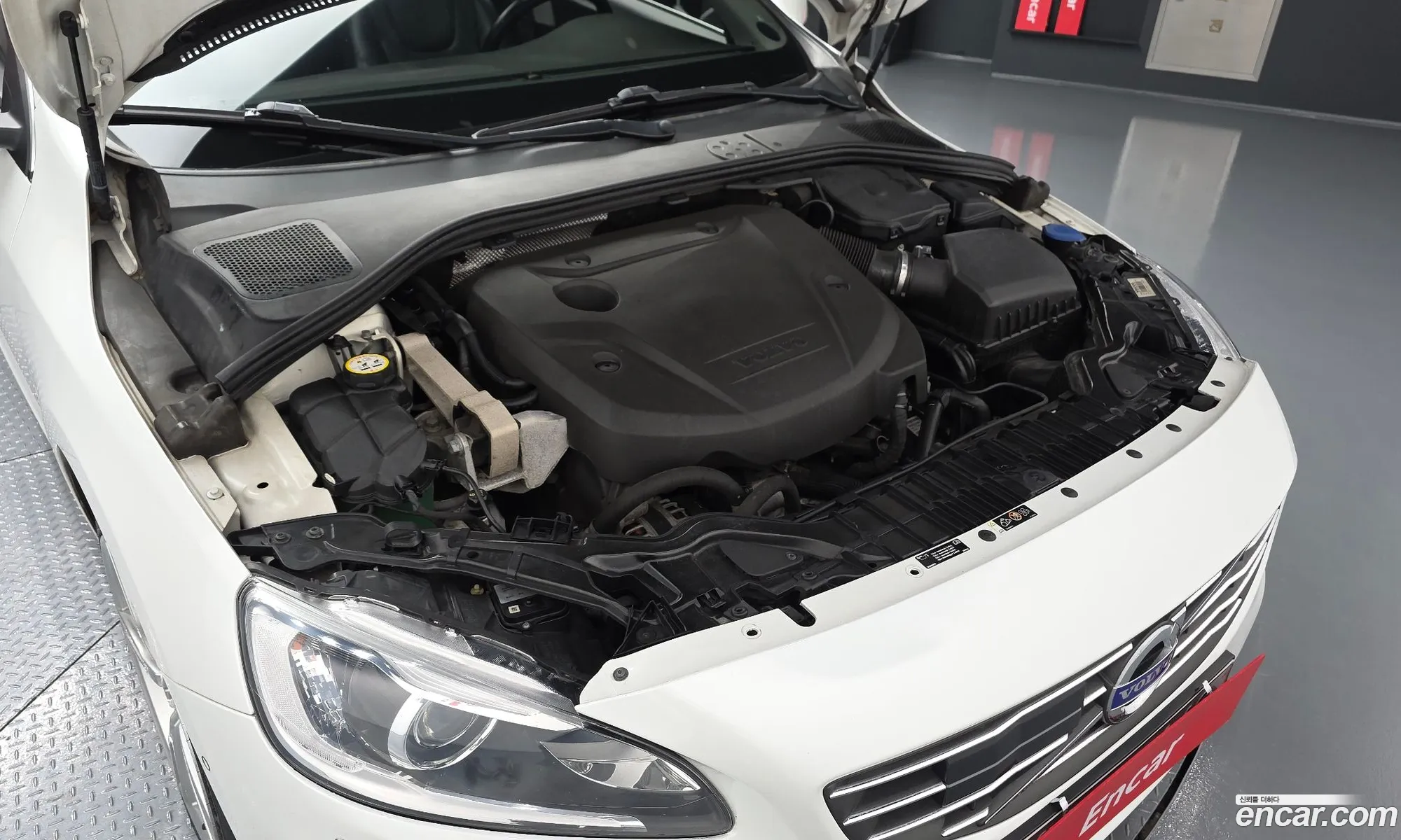 Volvo S60 2016 YV1FSA8BDG2400427 — 12
