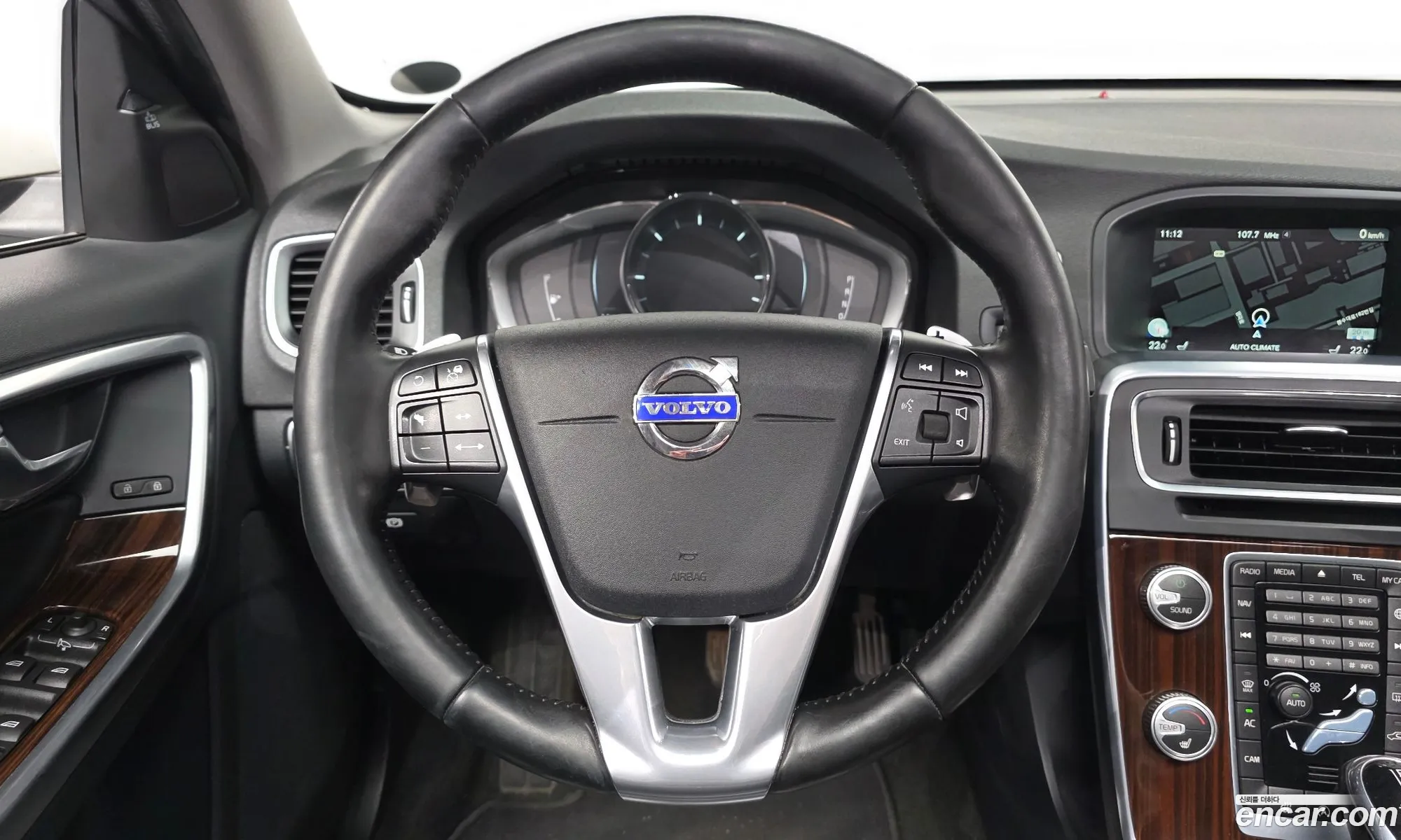 Volvo S60 2016 YV1FSA8BDG2400427 — 17