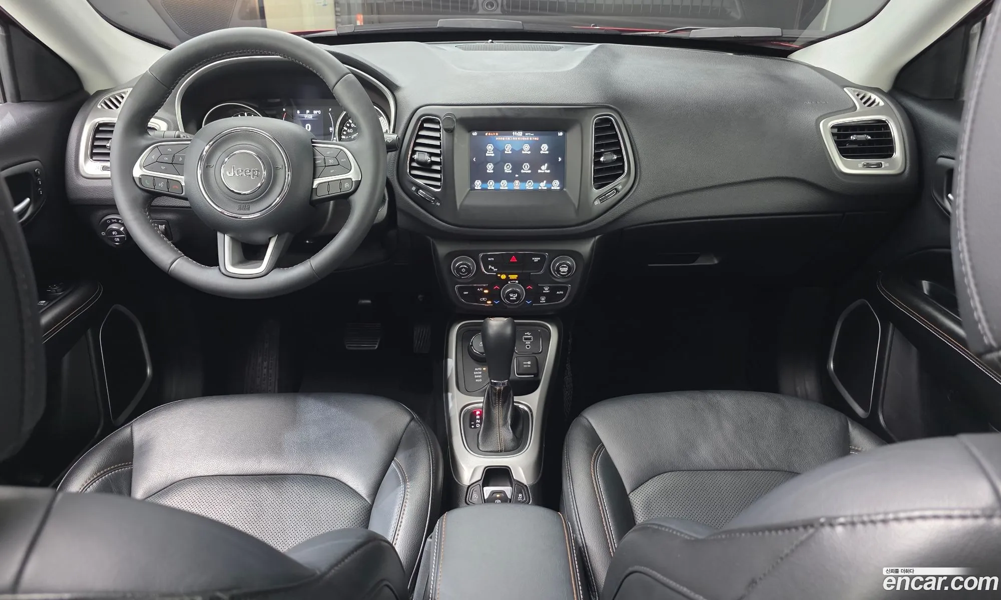 Jeep Compass 2018 3C4NJDBB5JT372320 — 8