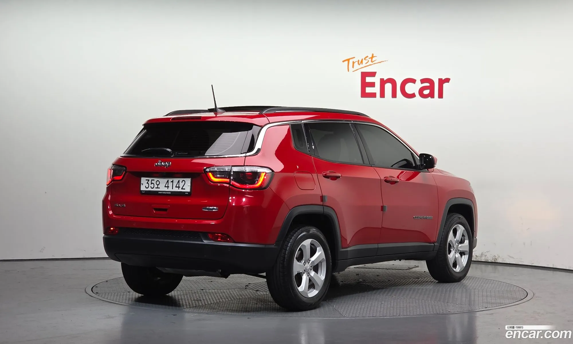 Jeep Compass 2018 3C4NJDBB5JT372320 — 12