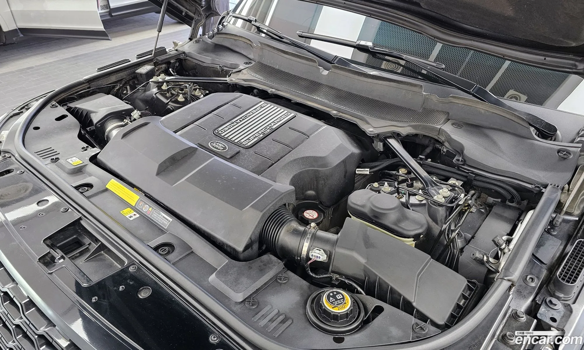 Land Rover Range Rover 2019 SALGA3BE8KA534603 — 2